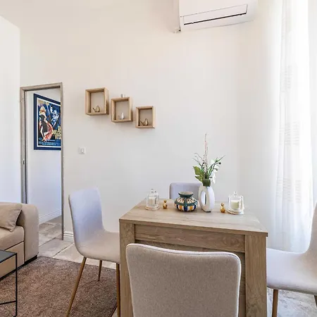 Appartamento With A C - 1bd 4p - Heart Of *
